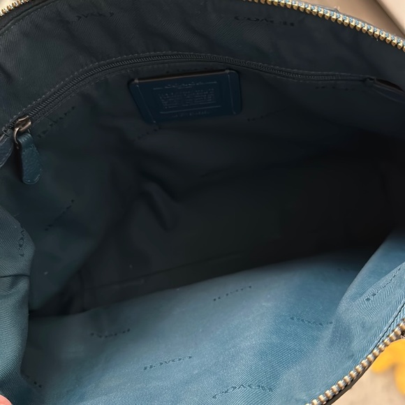 Coach chain crossbody or hand bag - Picture 3 of 3